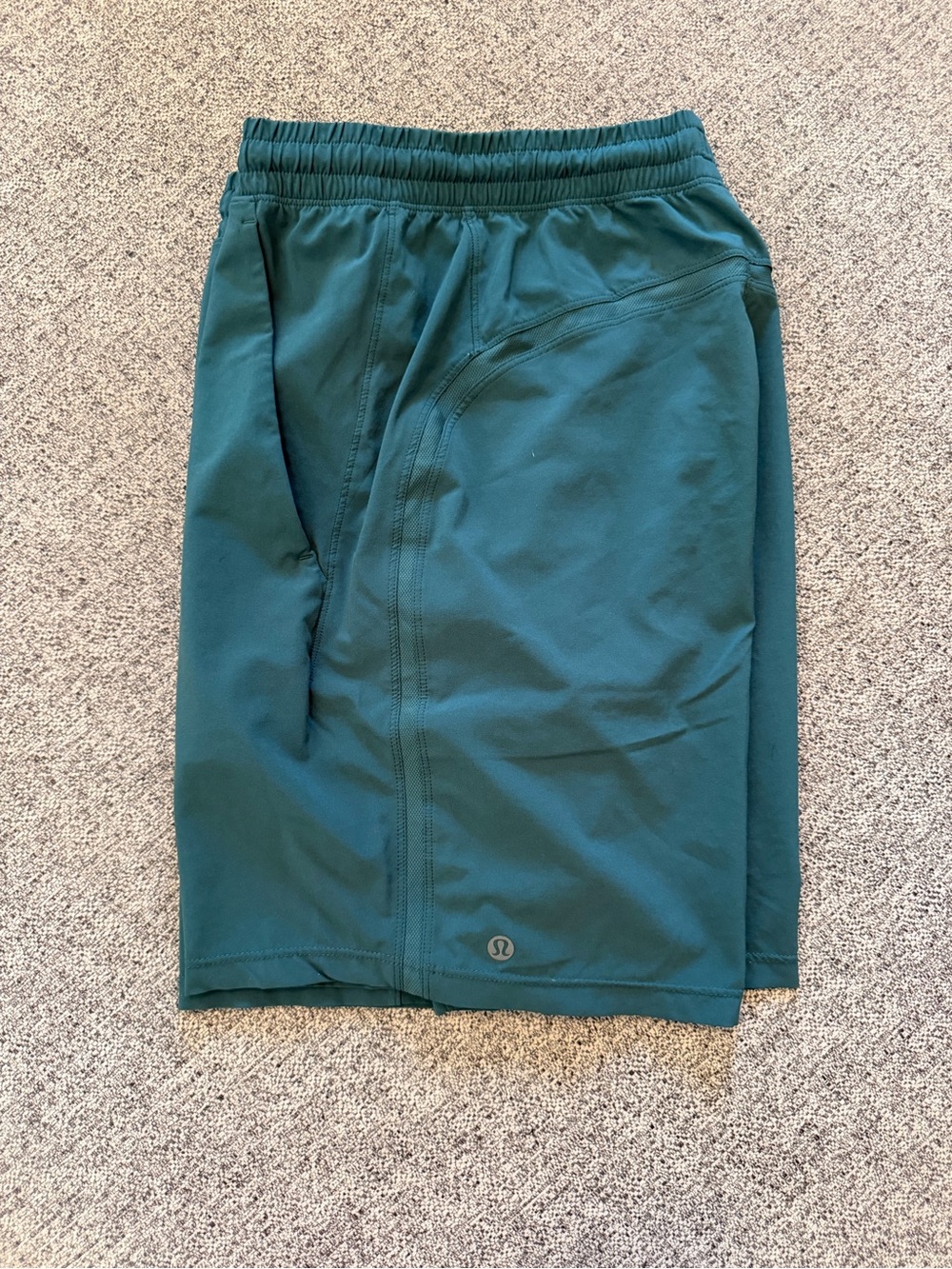 Men's M Lululemon Athletic Shorts in Teal 7” Linerless - Picture 5 of 6